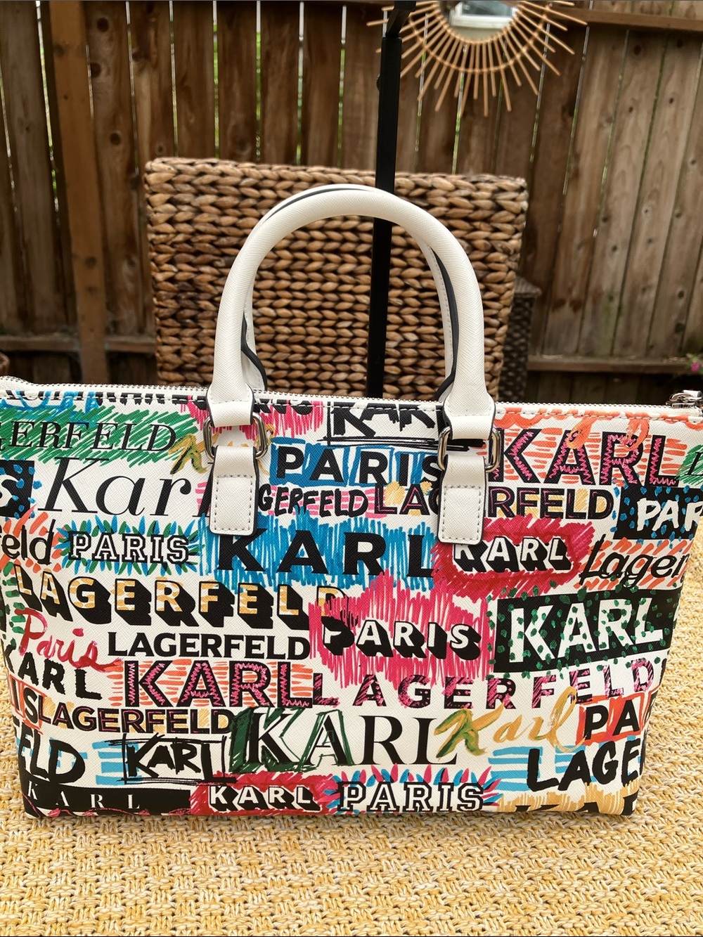 NWOT Karl Lagerfeld Paris Graffiti Logo Explosion Tote - Picture 6 of 10